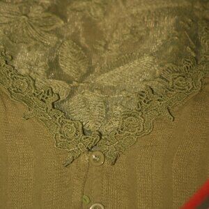 Light Green Lace Victorian Style Top with buttons  (L)
